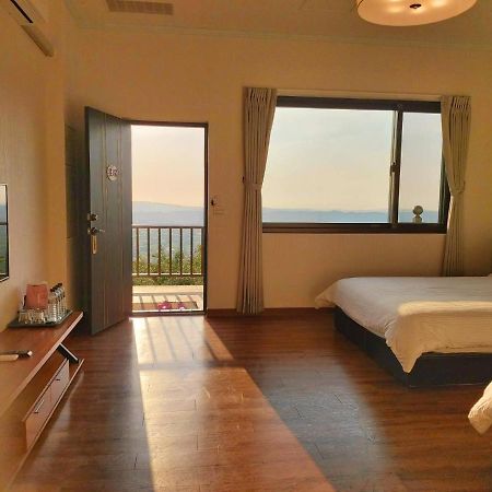 Chi House Hotell Miaoli Exteriör bild