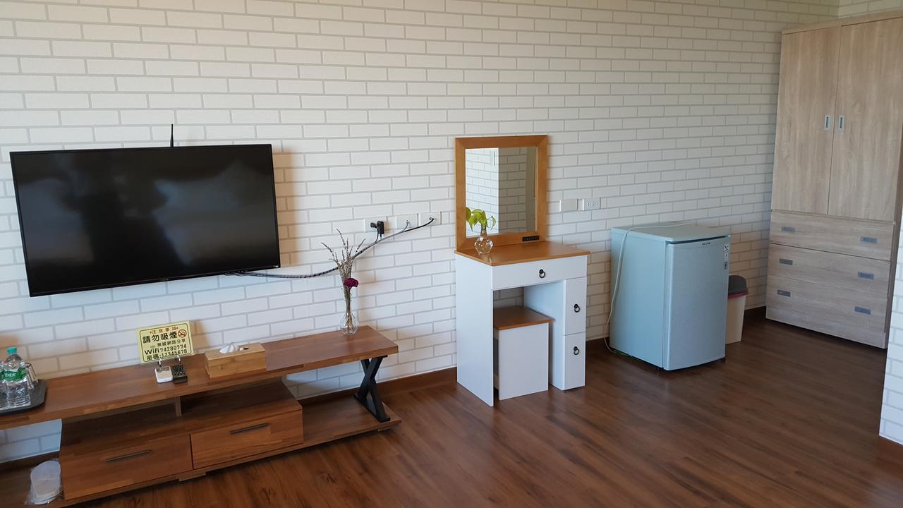 Chi House Hotell Miaoli Exteriör bild